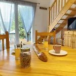 Vakantiehuis Les Hauts De - De Familiale - Piscine Toute L'annee Calvisson