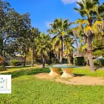 Les Hauts De - De Familiale - Piscine Toute L'annee Ferienhaus *