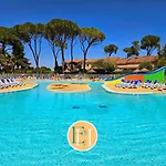 Vakantiehuis Les Hauts De - De Familiale - Piscine Toute L'annee Calvisson
