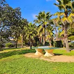 Les Hauts De - De Familiale - Piscine Toute L'annee Vakantiehuis Calvisson