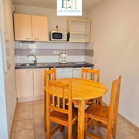 Les Hauts De - De Familiale - Piscine Toute L'annee Holiday home *
