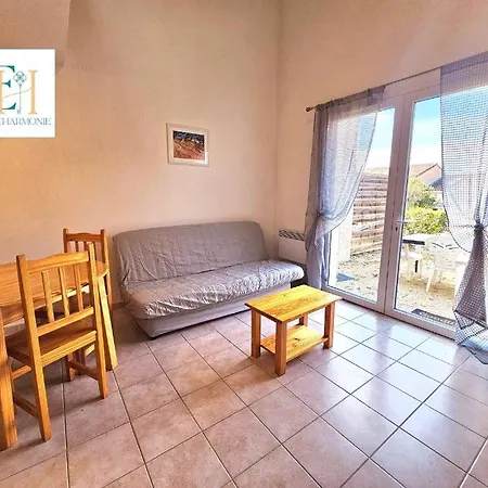 Holiday home Les Hauts De - De Familiale - Piscine Toute L'annee